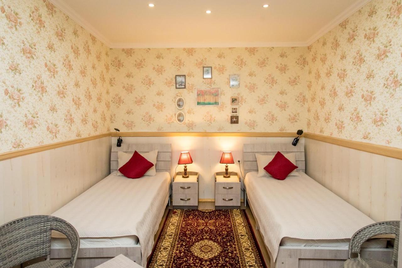 Lovely Apartment ティビリシ エクステリア 写真